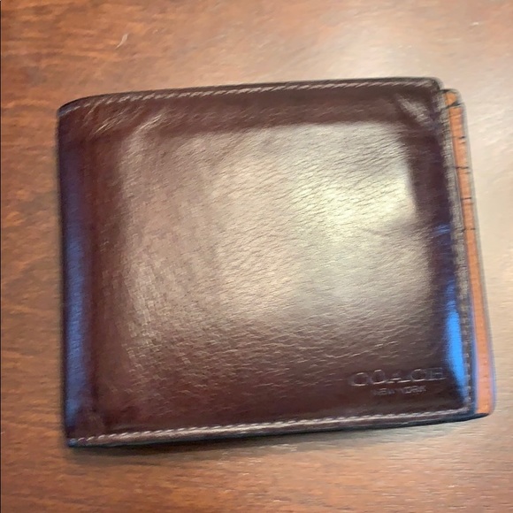 Authentic Coach men’s wallet - Picture 1 of 5